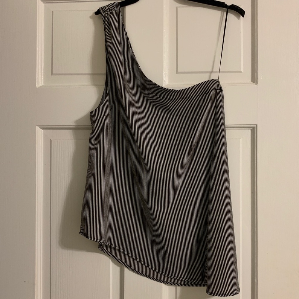 FREE PEOPLE one strap flowy tank